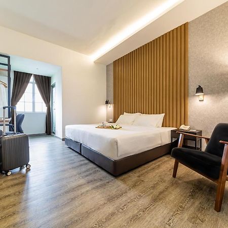 ג'והור בהרו Thy Executive Hotel מראה חיצוני תמונה