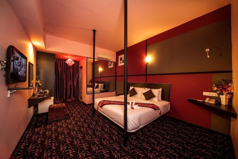 ג'והור בהרו Thy Executive Hotel מראה חיצוני תמונה