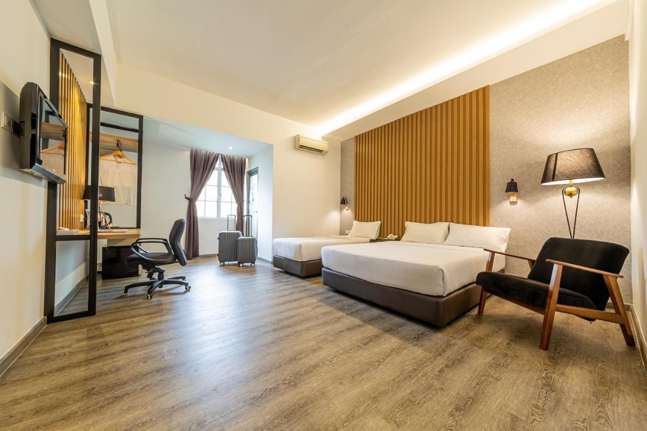 ג'והור בהרו Thy Executive Hotel מראה חיצוני תמונה