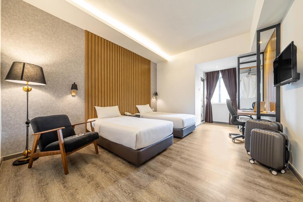 ג'והור בהרו Thy Executive Hotel מראה חיצוני תמונה